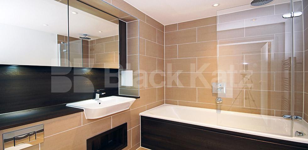 			NEW INSTRUCTION!, 1 Bedroom, 1 bath, 1 reception Flat			 Queensland Road , HOLLOWAY